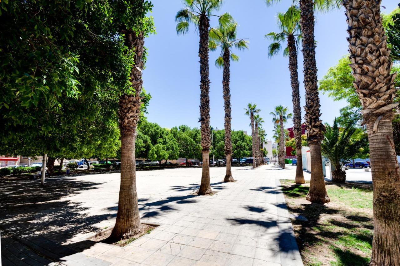 Estudio Joven Pura Torrevieja Exterior foto