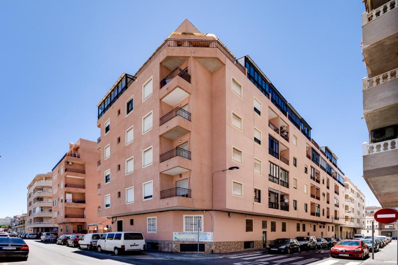 Estudio Joven Pura Torrevieja Exterior foto